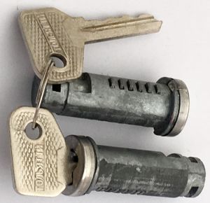 CILINDRETTI CHIUSURA PORTE  NIVA 1.7-1.9-1.6 