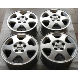 Cerchi in lega usati originali opel zaffira e astra