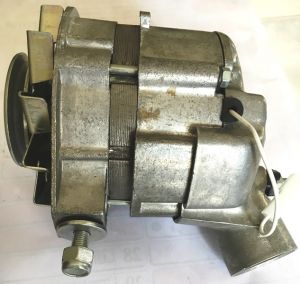Alternatore Lada Niva 1.6-1.7 originale 