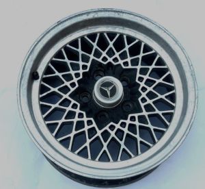 cerchi in lega mercedes benz.  depoca da 15 pollci oz  7X15 